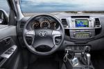 Toyota Hilux 2012 года